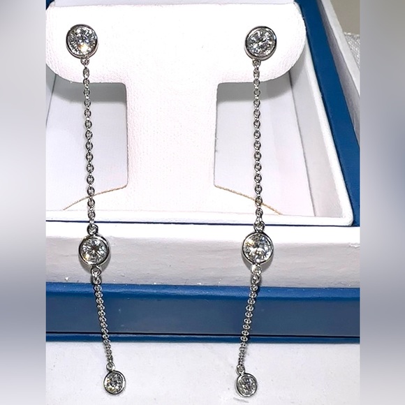 Tiffany & Co. Jewelry - Tiffany & Co .30tcw in Platinum (PT950) Diamond by the Yard Like NEW!